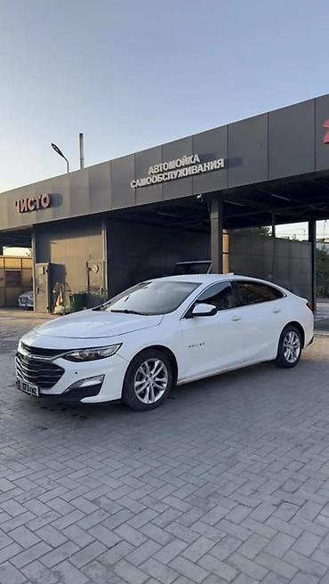 дисп: Chevrolet Malibu: 2018 г., Седан — 3