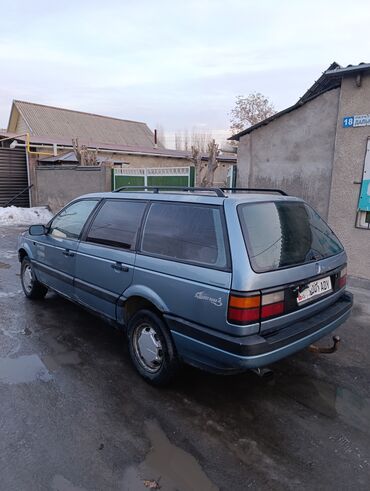 Volkswagen: Volkswagen Passat: 1988 г., 1.8 л, Механика, Бензин, Универсал