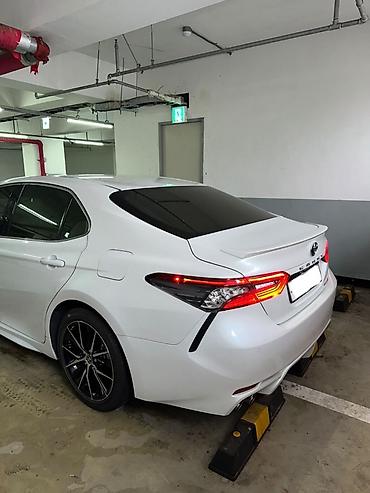 camry 55 exclusive: Toyota Camry: 2022 г., 2.5 л, Гибрид, Седан — 6