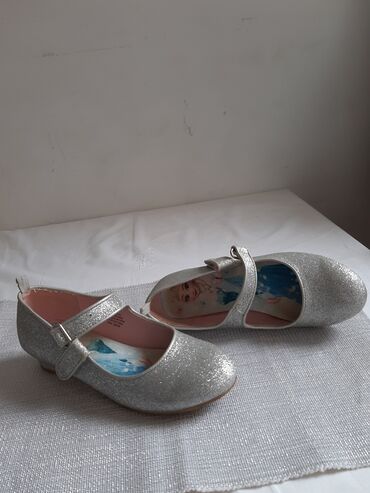nanule za devojcice: Plitke cipele, Veličina - 32