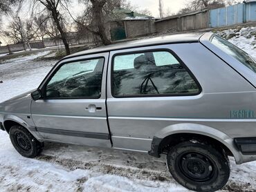 арзан авто машина: Volkswagen Gol: 1989 г., 1.6 л, Механика, Бензин, Купе