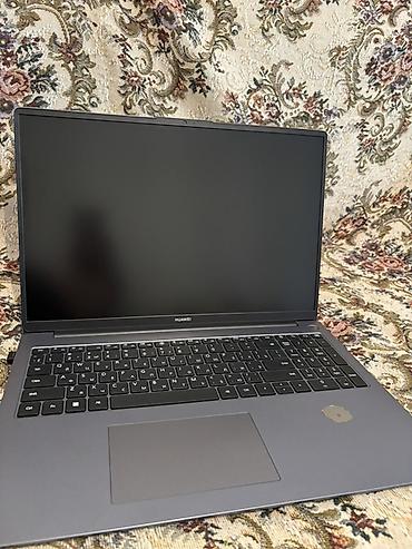 Ноутбуки и аксессуары: Huawei noutbuk Xüsusiyyətlər: Yaddas 256 gb - 15.6" geniş ekran — 2