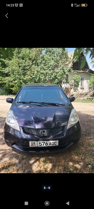 жетта машина: Honda Jazz: 2008 г., 1.3 л, Вариатор, Бензин, Хэтчбэк