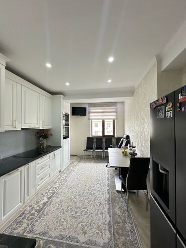 Продажа квартир: 3 комнаты, 109 м², Элитка, 4 этаж, Евроремонт