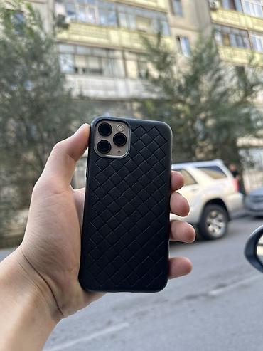 iphone 11 pro бу купить: IPhone 11 Pro, Б/у, 64 ГБ, Золотой, Зарядное устройство, Защитное стекло, Чехол, 71 % — 6
