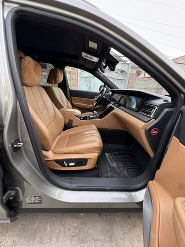 Lixiang: Lixiang One: 2020 г., 1.2 л, Автомат, Электромобиль, Внедорожник — 8