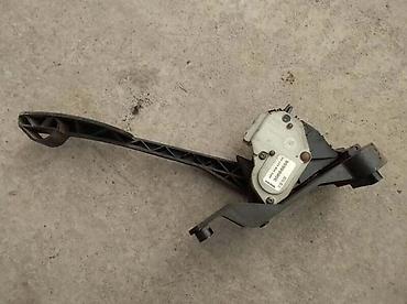seat leon 2004: PAPUCA GASA ZA VOLVO XC90 ZA 2005. GOD — 2