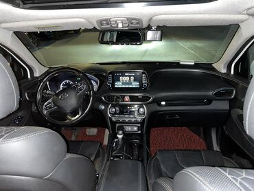 Hyundai: Hyundai Santa Fe: 2018 г., 2.2 л, Автомат, Дизель, Кроссовер — 5