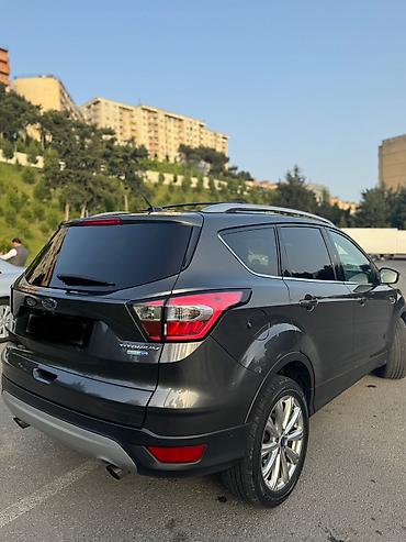 Ford: Ford Escape: 1.5 l | 2017 il 112000 km Ofrouder/SUV — 5