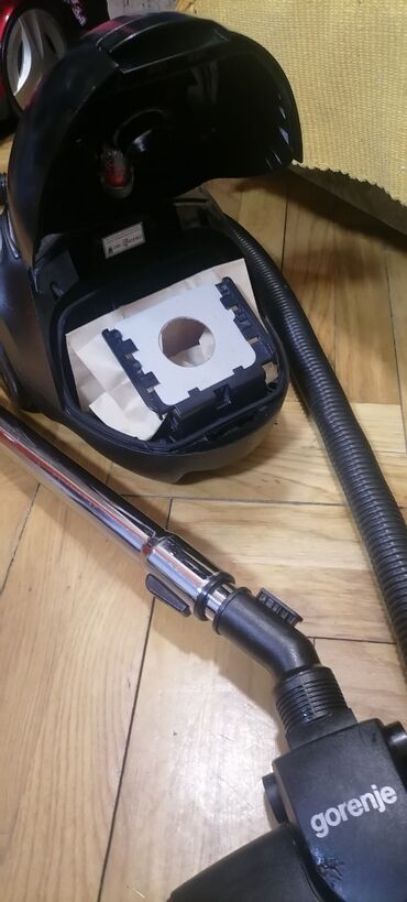 Klasični usisivači: Usisivač GORENJE Odličan na papirnu kesu 1600 w kompletan. Odličan — 5