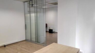 Digər kommersiya daşınmaz əmlakı: Yasamalda nerimanov heykəlinə yaxin yerləşən 6 otaqli ofis kurs — 15