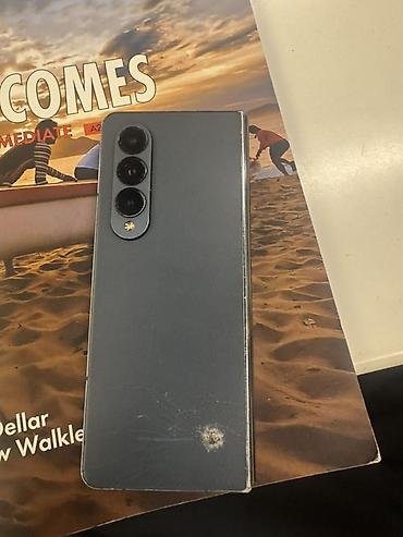 2720 flip: Samsung Galaxy Z Flip 4, rəng - Boz, Qırıq — 2