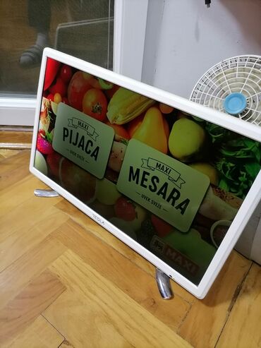 Televizori: TV TESLA Led tanki 24 inča ili 60 dijagonala ekrana ispravan sa jednom — 1