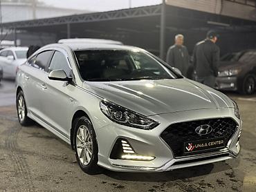 Hyundai Sonata: 2021 г., 2 л, Автомат, Газ, Седан