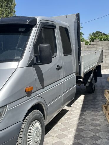 лехкий грузовой: Легкий грузовик, Mercedes-Benz, Дубль, 3 т, Б/у