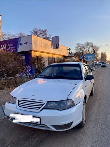 Daewoo: Daewoo Nexia: 2010 г., 1.5 л, Механика, Бензин, Седан