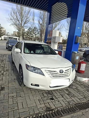 Toyota Camry: 2009 г., Бензин, Седан