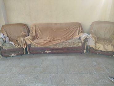 bakida bag evlerinde baxmaq: Divan, İşlənmiş, Açılan, Bazasız, Dəri, Çatdırılma yoxdur