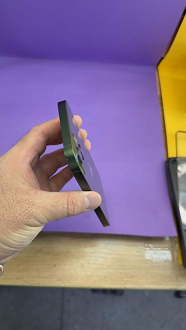 Apple iPhone: IPhone 13, Б/у, 128 ГБ, 94 % — 3