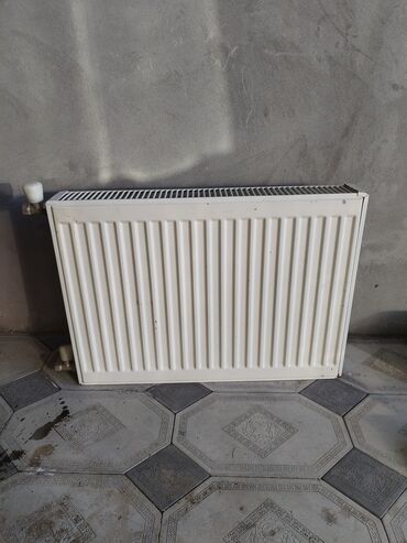 Radiatorlar: İşlənmiş Panel Radiator IDEAL, Çuqun, Pulsuz çatdırılma, Pulsuz quraşdırma, Zəmanətli, Kredit yoxdur