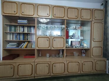 исфана мебел: Колдонулган Башка шкаф, Өзү алып кетүү