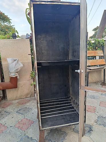 Manqallar, qrillər, barbekyu: Dumanla bişirmə/smoker soba – metal korpuslu, ayaqlı, üst hissədə — 2