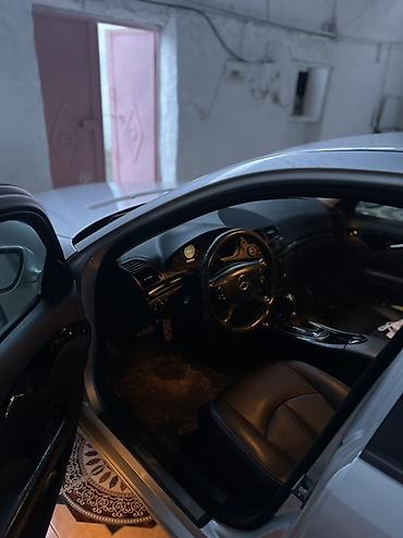 w211 duman: Mercedes-Benz E-Class: 2.2 l | 2007 il Sedan — 3