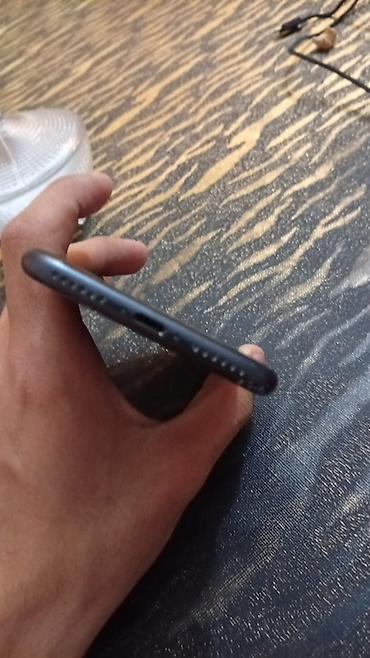 Мобильные телефоны и аксессуары: IPhone 7, Черный, Отпечаток пальца — 6