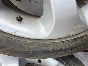 41 5: Летний комплект колес Kumho на BMW - Размер: R19 - Параметры шин — 8