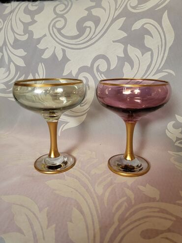 Čaše: Case nove,vintaz za dvoje za poslastice. Case u dve boje,komplet — 10