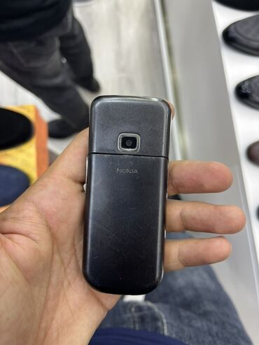 samsun galaxy tab 3 planset qiymeti: Nokia 1, цвет - Черный, Кнопочный