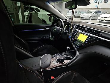 highlander 2017: Toyota Camry: 2019 г., 2.5 л, Вариатор, Гибрид, Седан — 5