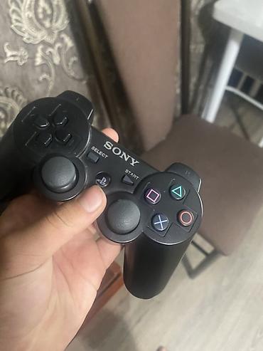 xbox 360 console: PlayStation 3 (Slim) с двумя беспроводными геймпадами DualShock 3 — 2