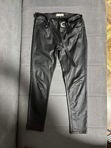 stradivarius srbija pantalone: XL (EU 42)