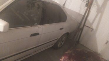 полная покраска авто цена: БМВ Е34 1990г 2. 5 об кузов сатылат 100000 без торг