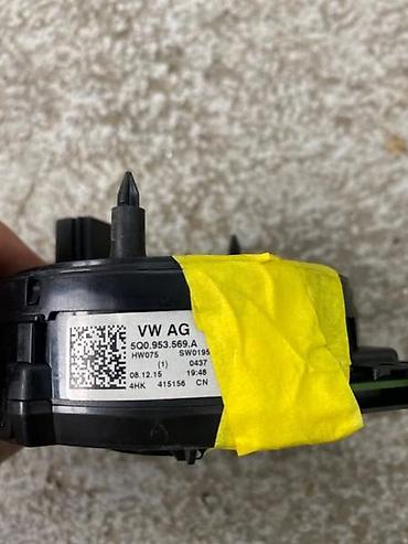 la linea slike: SPULNA VOLANA ZA VOLKSWAGEN PASSAT B8 - 5Q0953569A | Spulna volana — 3