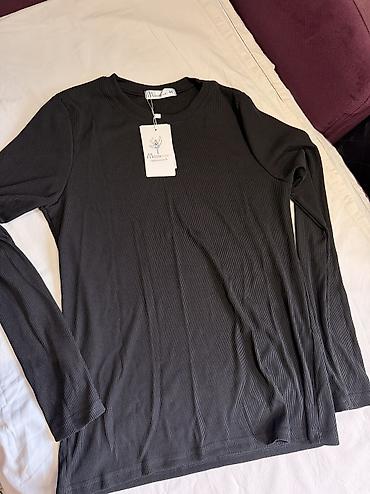 Другая женская одежда: 1.Пиджак Корея 300 2.Юбка 200 сом 3.Жилетка 500 сом 4.Джинсы 500 сом at lalafo.kg — 7 Другая женская одежда: 1.Пиджак Корея 300 2.Юбка 200 сом 3.Жилетка 500 сом 4.Джинсы 500 сом — 7