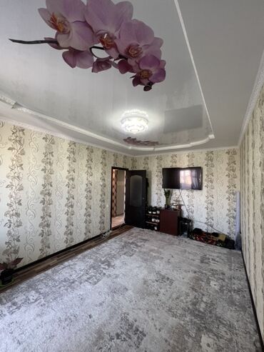 3х этажный: 3 комнаты, 70 м², Индивидуалка, Дизайнерский ремонт
