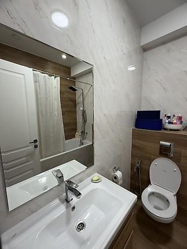 Ковры и паласы: Продаётся 4-комнатная квартира в районе ТЦ «Ала-Арча»! 🏡 🏢 Дом от — 11