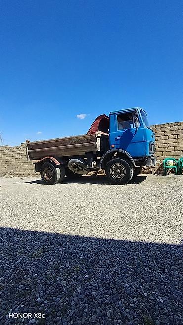 park maşnı: MAZ tipli döküm yük maşını – tipper Xüsusiyyətlər: - Hidravlik — 1