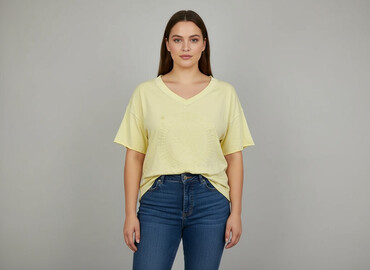 python t shirty: True Religion, Women`s T-shirt, size 2XL at lalafo.pl python t shirty: True Religion, Women`s T-shirt, size 2XL