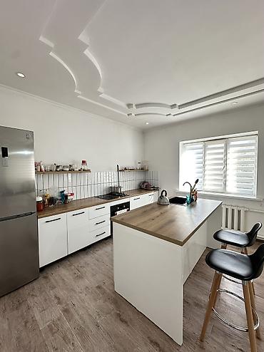 Продажа коттеджей и домов: 🔥Продается Мансардный дом🔥 🏡Район: Ак Ордо 1 ✅Участок:5 соток — 17