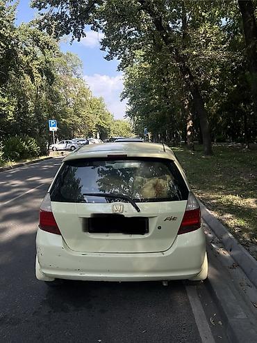 фит 3: Honda Fit: 2003 г., Автомат, Хэтчбэк — 3