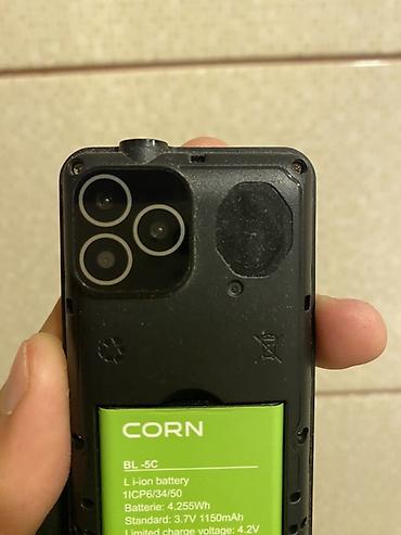 4 playstation: Telefon istifade olunmadığı üçün satılır telefona gore zeng etmeyn — 3