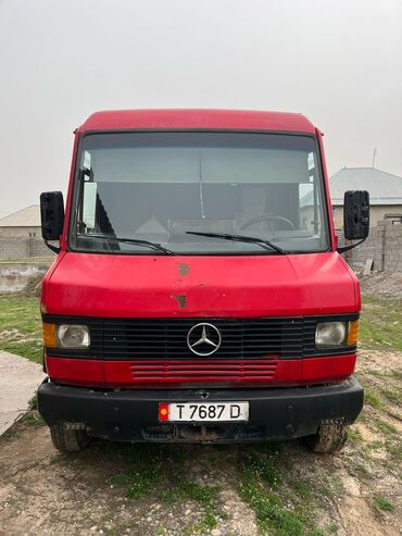 сено касилки: Жүк ташуучу унаа, Mercedes-Benz, Колдонулган