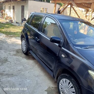 Toyota: Toyota ist: 2003 г., 1.3 л, Автомат, Бензин, Хэтчбэк — 3