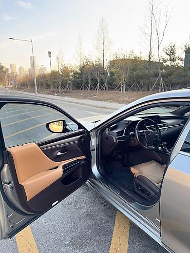 Lexus: Lexus ES: 2019 г., 2.5 л, Гибрид at lalafo.kg — 7 Lexus: Lexus ES: 2019 г., 2.5 л, Гибрид — 7