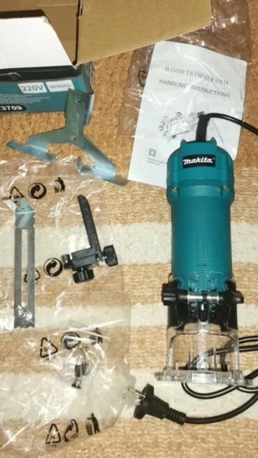 Glodala: Glodalica Oberfrezer Makita 6mm NOVO Manja i Srednja AKCIJA Cene nisu — 3