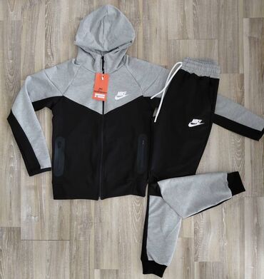 Komplet trenerke: Nike, Unisex — 8
