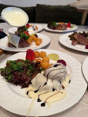 Выездные банкеты: 📌 Услуги Повара на выезд👩🏻🍳👩🏽🍳 📝Меню 📌Закуски :5 видов! at lalafo.kg — 37 Выездные банкеты: 📌 Услуги Повара на выезд👩🏻🍳👩🏽🍳 📝Меню 📌Закуски :5 видов! — 37